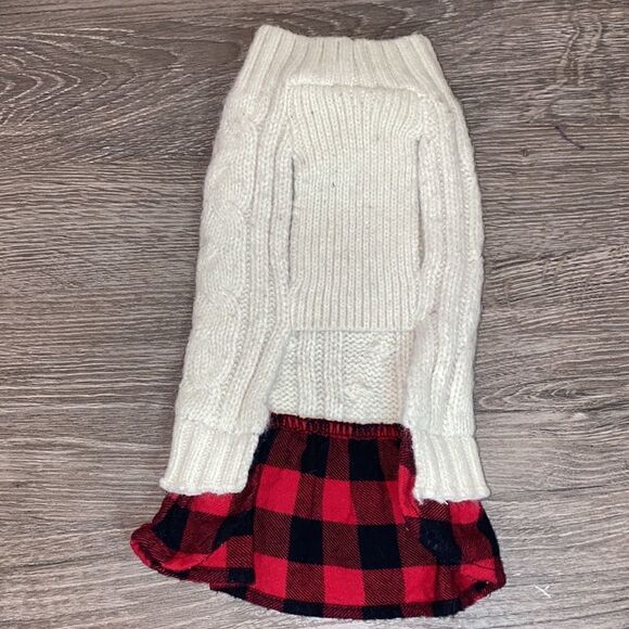 Buffalo Check Knit Fisherman Sweater Dress - Picture 7 of 9